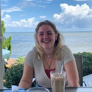 Meet your Posher, Alex